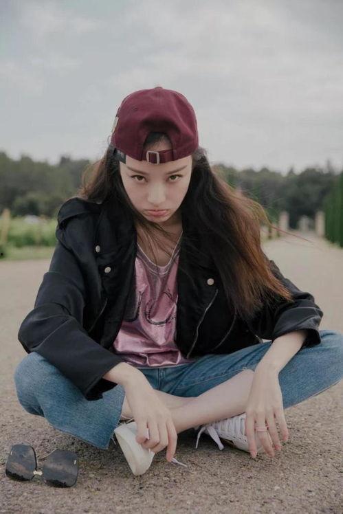 吃瓜网红拍照姿势图解女 第3张 吃瓜网红拍照姿势图解女 第3张